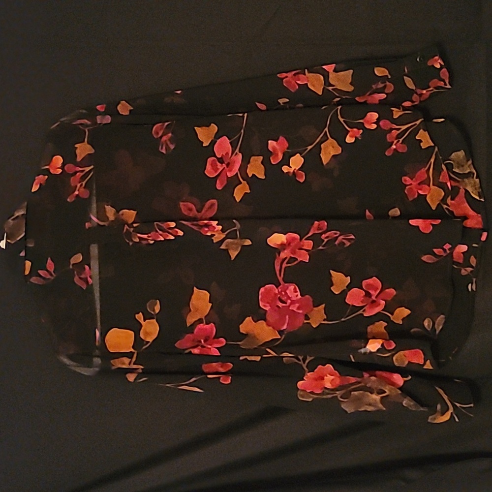 Blouse - Picture 3 of 3